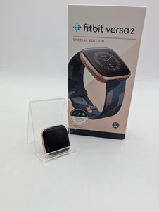 Fitbit Versa 2 Special Edition marineblau/rosa [akzeptabel] [DEFEKT] - Bild 1 von 3