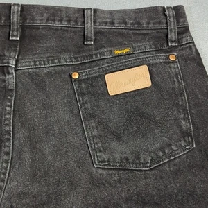 Jeans Wrangler Para Hombre 40x32 Se Ajusta 40x30 Negro 13MWZ Corte Vaquero Denim Western - Imagen 1 de 11
