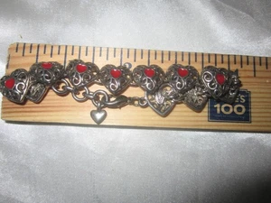 Hearts-A-Flutter Bracelet Premier Designs Connecting Filigree Hearts Red Centers - Picture 1 of 8