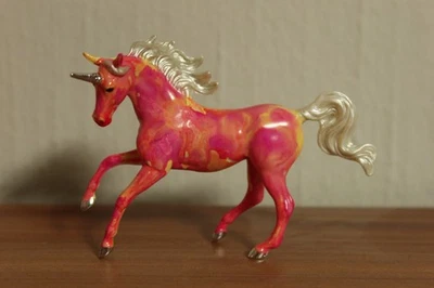 Breyer Pferd Modellpferd Stablemate OOAK Decorator Custom Repaint Magnolia Pink - Bild 1 von 4