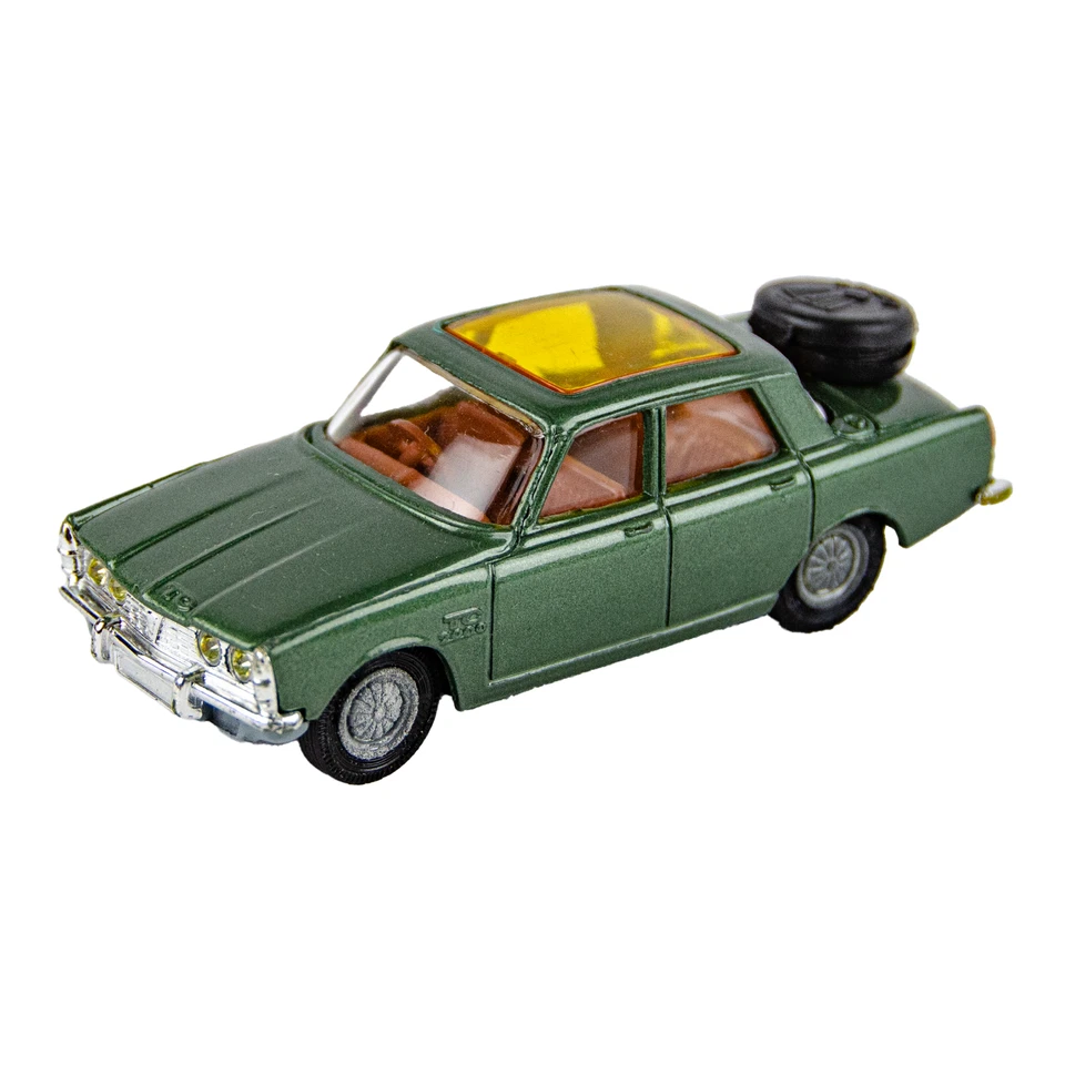 Corgi Toys 275 Rover 2000 TC w/ Take off Spare Green 1:50Scale Diecast Model Car - Image 1 of 4