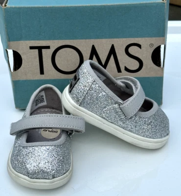 NUEVOS TOMS Zapatos de Lona Plateados Iridiscentes Sin Cordones para Niñas - Talla Niña 2T Foto 1 de 3