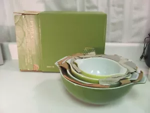 Neu aus altem Lagerbestand Vintage Pyrex Verde Cinderella Schüsseln 441-444 Mischschalen - Bild 1 von 16