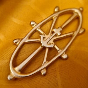 Grande Broche Marine Ancre Gouvernail Métal Doré Vintage 40x82mm - Imagen 1 de 6