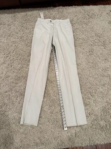 Pantalones Hiltl nuevos con etiquetas talla 33/38 color kahki precio de venta sugerido por el fabricante 187,50 USD ajuste clásico - Imagen 1 de 12