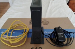 Netgear N300 WNR2000 V2 Wireless Internet Router WiFi - RJ45 With Power Adaptor - Picture 1 of 6