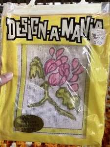 Vintage NOS Retro 70’s Design-A-Mania Flower Needlepoint Kit 9”x7.5” Mod Pink - Picture 1 of 4
