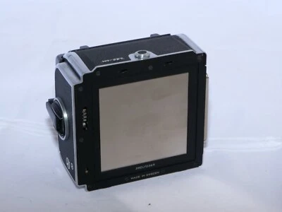 Hasselblad A32-645 220 Film Back for Hasselblad V system cameras. 503CXi, 503CW - Image 1 of 4