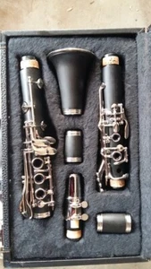 Professional Clarinet Ebony Wood Body Silver Plated Key C-flat 17 key - Picture 1 of 4