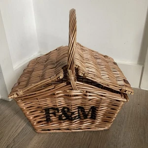 FORTNUM & MASON F&M Mini Huntsman Wicker Basket with Handle and Lids - Picture 1 of 6