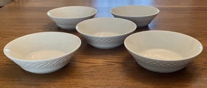 Farberware (2002) Trellis 7” Soup Salad Cereal Bowls Ivory 4562 Set of 5 - Picture 1 of 4