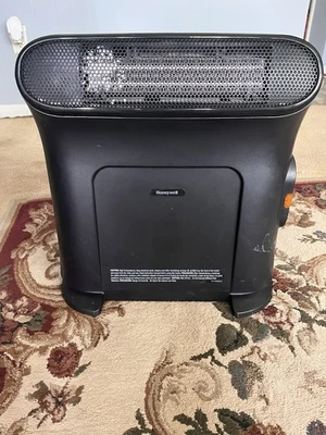 Calentador digital de cerámica Honeywell Foto 1 de 4