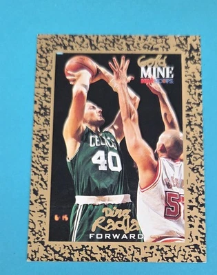 Tarjeta de baloncesto 1994-95 Hoops Gold Mine #432 Dino Radja Boston Celtics 1G Foto 1 de 2