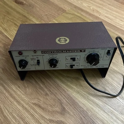 MRC Transistorizado Control Master V Modelo Rectificador Corporación Controlmaster V Foto 1 de 4