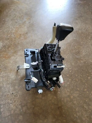 Lexus LS460 2017 tracción trasera transmisión automática caja de cambios palanca de cambios con perilla 2013-2017 fabricante de equipos originales Foto 1 de 4