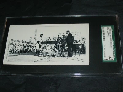 1979 UNITED PRESS INTERNATIONAL LOU GEHRIG SGC 88 NM/MT 8 - Imagem 1 de 4