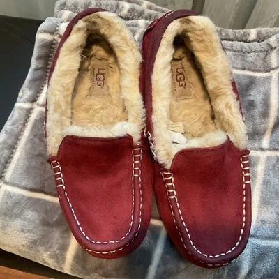 Zapatillas UGG AUSTRALIA granate para mujer talla 7 Foto 1 de 4