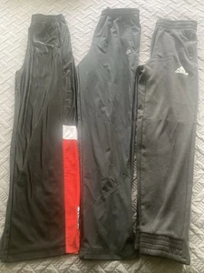 ADIDAS CHAMPION JUNGEN SPORTHOSE JUGEND GRÖSSE L 14/16 & 2 ERWACHSENE KLEINES PAKET VON 3 - Bild 1 von 12