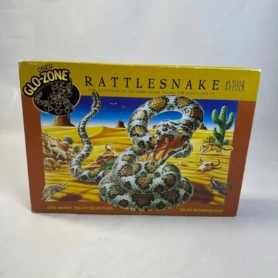 Quebra-cabeça Glo Zone cascavel 48 peças piso escuro brilho no escuro idades 4 mais - Imagem 1 de 4