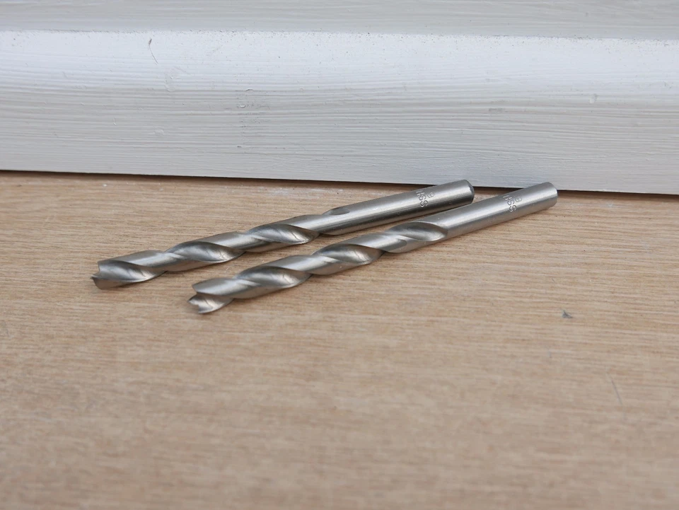 LÍNEA DE LIMPIEZA 2 x TENDENCIA 9MM LABIO Y ESPOLÓN HSS BROCAS DE MADERA PUNTO BRAD 4001/9HSS Foto 1 de 1