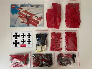 LEGO Modelos Avanzados: Barón Rojo (10024) - 100% COMPLETO - PEGATINAS NUEVAS - A CUADROS - Imagen 1 de 7