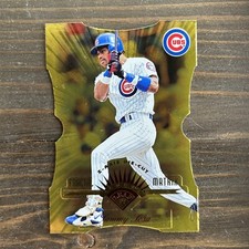 1997 Leaf Fractal Matrix Gold Z-Axis Die-Cut Sammy Sosa #121 Chicago Cubs