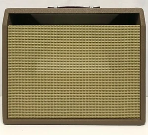 Brownface Deluxe®Style 1x12 Guitar Amplifier Combo Speaker Cabinet - Picture 1 of 4