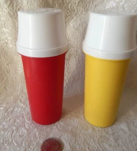 VINTAGE TUPPERWARE GEWÜRZ PICKNICK SET - SENF & KETCHUP MIT PUMPEN - Bild 1 von 3