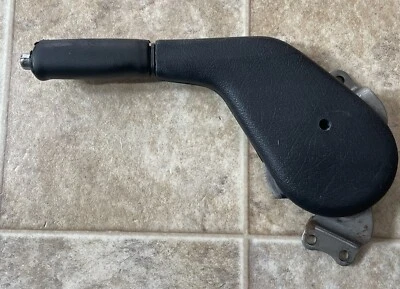 Manija de freno eléctrica de emergencia de estacionamiento 90-05 MIATA botón plateado cuero Foto 1 de 3