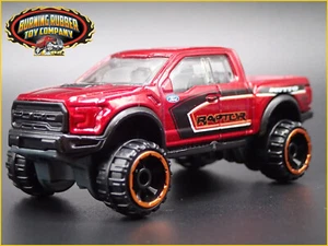 2017 - 2020 Ford F150 Raptor Pick-Up Camion Rosso 1:64 Scala Modellino Auto - Foto 1 di 8