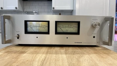 120 volt pioneer m73 spec-3 power amp perfect working ,nice never rackmounted Foto 1 de 4
