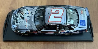 Muñecas Intrepid Rusty Wallace #2 Miller Time Live/Goo Goo 2003 automático 1:24 Foto 1 de 4