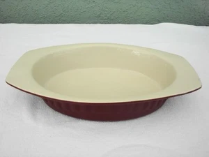 KitchenAid Red Cranberry 2 Quart Stoneware Bakeware Casserole Dish Baking Pan - Picture 1 of 5