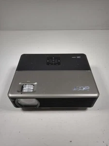 Acer Projector - Used, Untested, No Power Cable, Cosmetic Wear - Picture 1 of 10