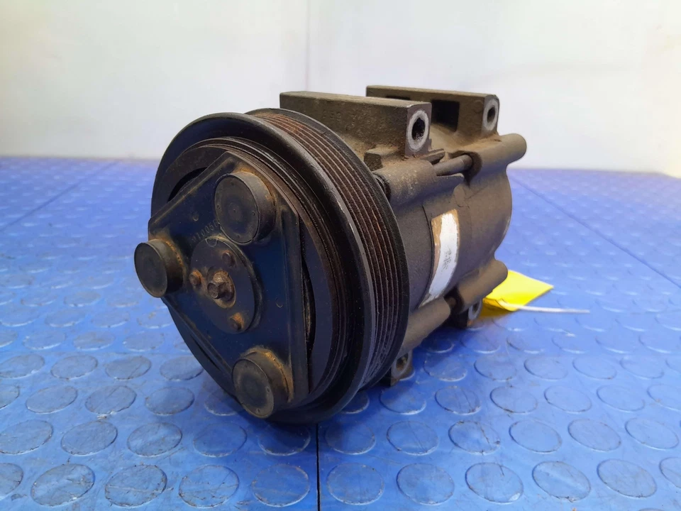 Conjunto de compresor de aire acondicionado Ford Focus SOHC 2000-2004 pieza original OEM 4F2Z19703AB Foto 1 de 4