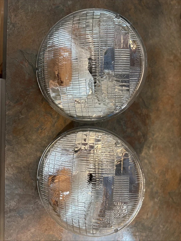 Wagner H6024 ~ Faros halógenos para BMW, CHEVY, DODGE, FORD, etc. (ver descripción)2 piezas Foto 1 de 3