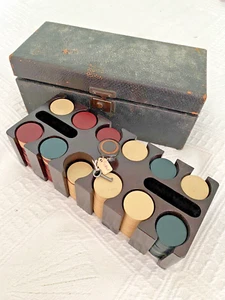 Argilla antica vintage? Bachelite? Poker Chip Set Custodia Originale Bloccata con Chiave - Foto 1 di 11