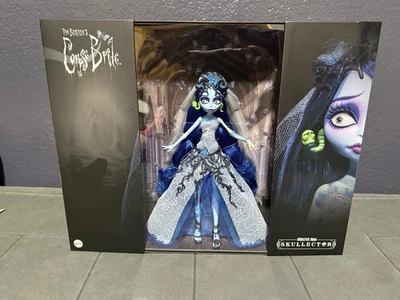 Monster High Tim Burton's Corpse Bride Emily Skullector Muñeca Auténtica Nueva Foto 1 de 4
