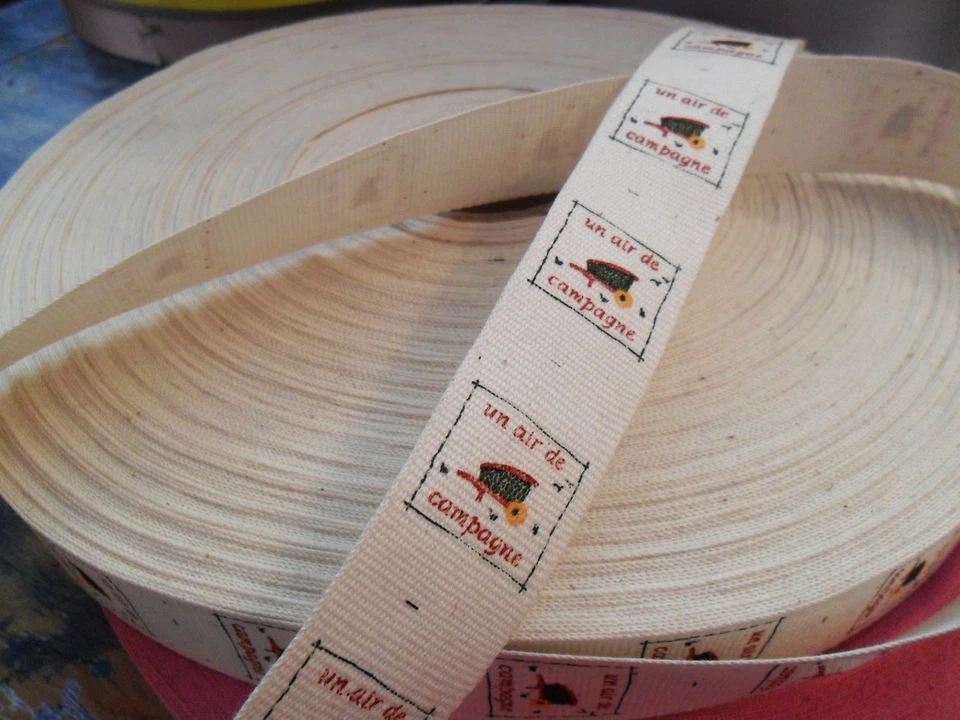 复古棉质 RIBBON 斜纹胶带边缘巴黎法国仪表天然 Ecru 粉红色印花 — 第 1/2 张图片