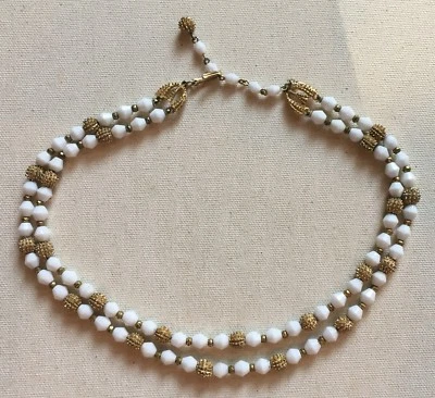 Collar Vintage Corona Trifari Doble Hilo Blanco y Caviar Tono Oro Cuentas 18" Foto 1 de 4