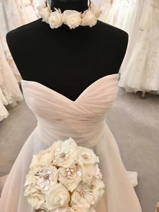 Hochzeit Braut alternativer Blumenstrauß - Creme Musselin & Kunstperlen, Roségold Dekor - Bild 1 von 7