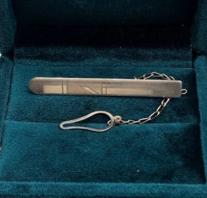 Vintage 925 Sterling Silver Tie Clip Elegant Design with Safety Chain Italy - Picture 1 of 3