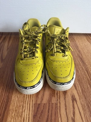 NIKE AIR FORCE 1 07 SE Womens Sz 8.5 Citron AH6827-700 Shoes Sneakers Platform - Image 1 of 4