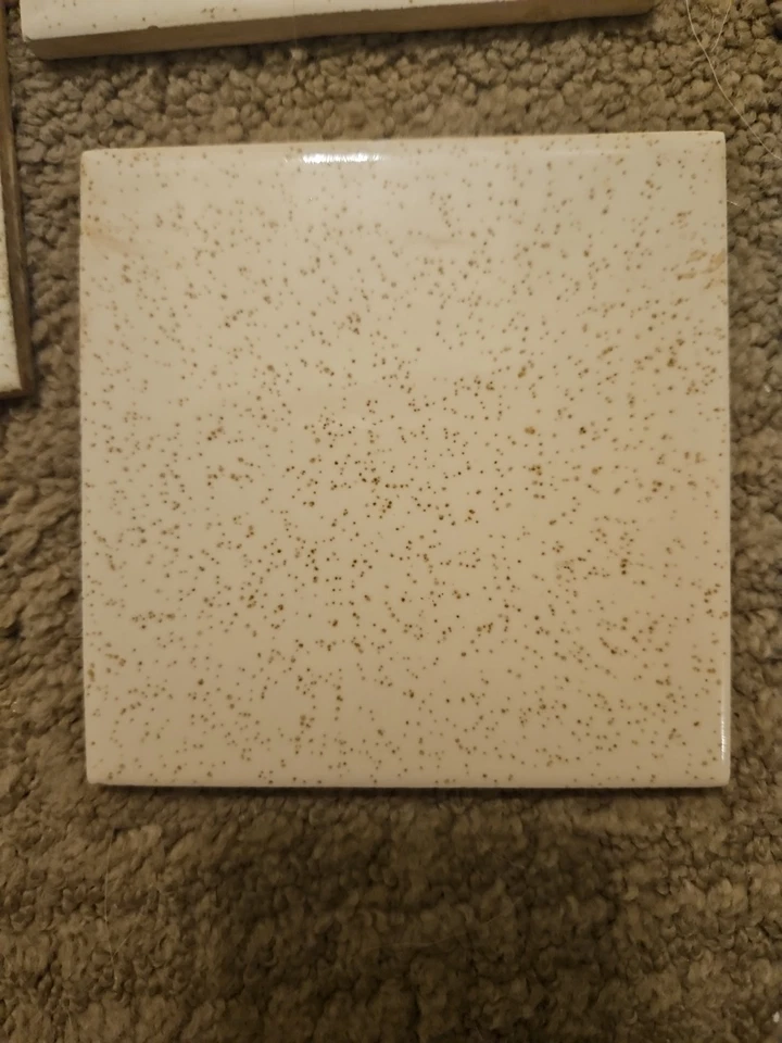 1 Wall Tile Ft Florida USA 4-3/8" 1970 Gloss Brown Speckled Oatmeal on Beige Vtg - Image 1 of 3
