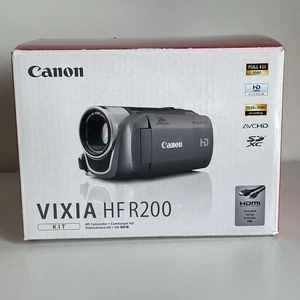 Canon VIXIA HF R200 Full HD 1080p AVCHD Flash Camcorder in Box Like New - Picture 1 of 14