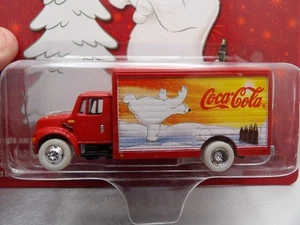 WHITE LIGHTNING INTERNATIONAL BEVERAGE TRUCK JOHNNY LIGHTNING COCA-COLA 1:64 - Picture 1 of 6