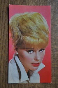 CHOCOLADE VICTORIA BELGIUM POSTCARD ELKE SOMMER - Picture 1 of 2
