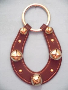 BURGUNDY LEATHER HORSESHOE BELL STRAP WITH BRASS PLATED BELLS - Picture 1 of 1