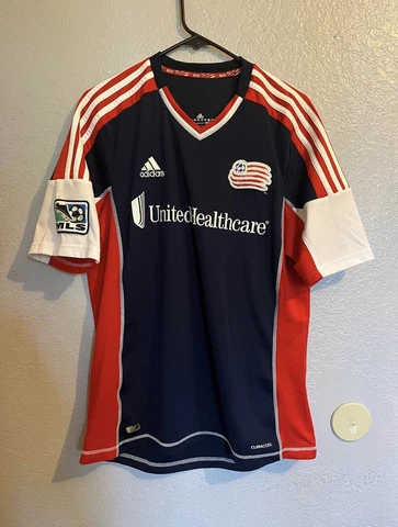 New England Revolution 2012-13 Home Jersey Large Cover