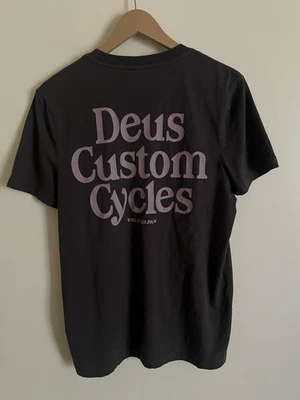 Camiseta RARA Deus Ex Machina Metro Ciclos Personalizados Tokio Japón Camiseta S AGOTADA Foto 1 de 4
